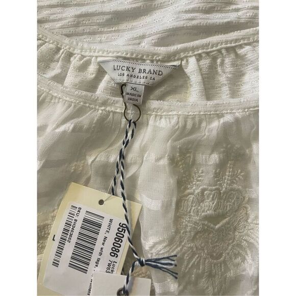 Lucky Brand NWT White Lace Top Women’s Size XL Retails for $79 - Picture 9 of 9